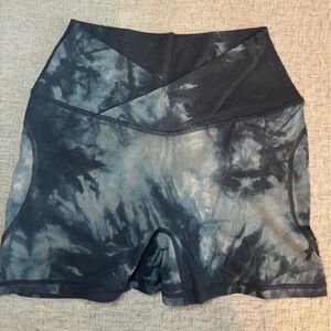 Alphalete seamless shorts size small